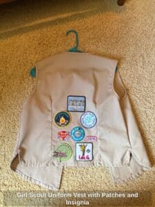 Girl-Scout-Uniform-Vest-with-Patches-and-Insignia-second-image