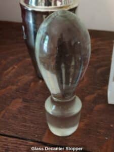 Glass-Decanter-Stopper