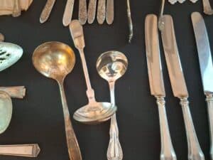 Gorham-Chantilly-Sterling-Silver-Flatware-Set-third-image