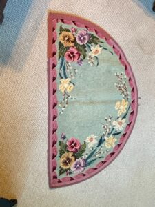 Half-Moon-Floral-Accent-Rug-Rose-Nouveau-II-second-image