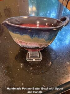 Handmade-Pottery-Batter-Bowl-with-Spout-and-Handle
