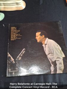 Harry-Belafonte-at-Carnegie-Hall-The-Complete-Concert-Vinyl-Record-RCA-Victor-LSC-second-image