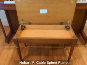 Hobart-M.-Cable-Spinet-Piano-fifth-image