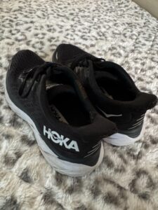 Hoka-One-One-Clifton-Running-Shoes-second-image