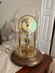 Howard-Miller-Regina-Anniversary-Clock