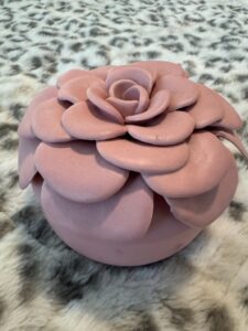 Illume-Thai-Lily-Rose-Scented-Candle