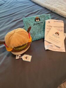 Jellycat-Amuseables-Burger-Plush-Toy-third-image