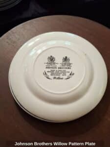 Johnson-Brothers-Willow-Pattern-Plate-second-image
