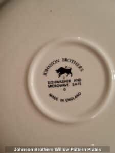 Johnson-Brothers-Willow-Pattern-Plates-third-image
