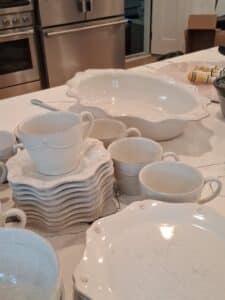 Juliska-Berry-Thread-Whitewash-Dinnerware-Set-third-image