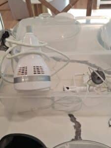 KitchenAid-Ultra-Power-Speed-Hand-Mixer-with-Case-and-Attachments