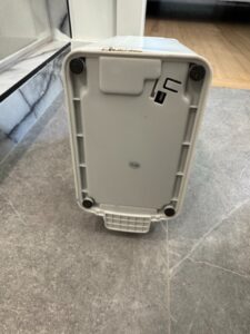 Kohler-Liter-Stainless-Steel-Step-Trash-Can-fourth-image