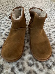 Koolaburra-by-UGG-Short-Suede-Boots-with-Bow