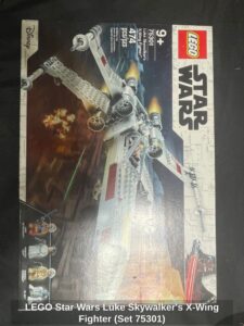 LEGO-Star-Wars-Luke-Skywalkers-X-Wing-Fighter-Set-