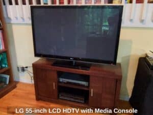 LG-inch-LCD-HDTV-with-Media-Console