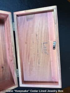 Lane-Keepsake-Cedar-Lined-Jewelry-Box-second-image