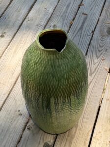 Large-Green-Textured-Ceramic-Vase-with-Drip-Glaze-second-image