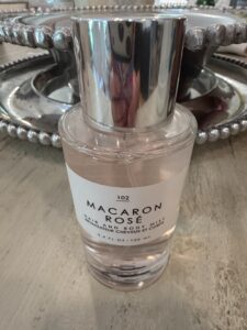 Le-Monde-Gourmand-Macaron-Ros-Hair-and-Body-Mist