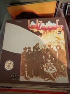 Led-Zeppelin-Led-Zeppelin-II-fifth-image