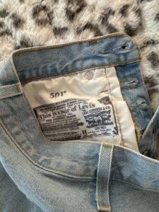 Levis-Cut-Off-Denim-Shorts-second-image