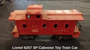 Lionel-SP-Caboose-Toy-Train-Car-second-image