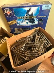 Lionel-The-Polar-Express-Train-Set