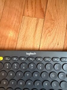 Logitech-K-Multi-Device-Bluetooth-Keyboard-second-image