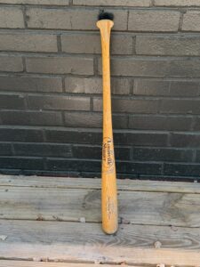 Louisville-Slugger-Tee-Ball-Baseball-Bat