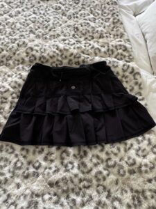 Lululemon-Pace-Setter-Skirt-third-image