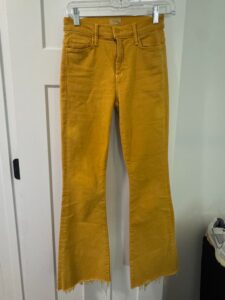 MOTHER-The-Rascal-Crop-Flare-Jeans