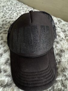 Mama-Black-Glitter-Trucker-Hat