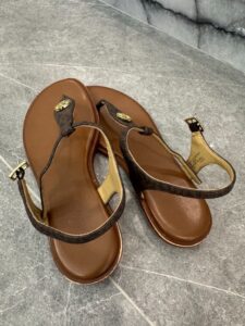 Michael-Kors-Mallory-Logo-T-Strap-Sandals-second-image