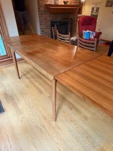Mid-Century-Danish-Teak-Extendable-Dining-Table