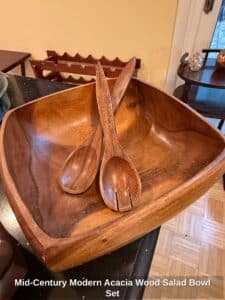 Mid-Century-Modern-Acacia-Wood-Salad-Bowl-Set-third-image