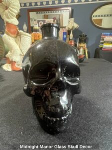Midnight-Manor-Glass-Skull-Decor