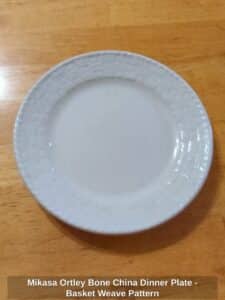 Mikasa-Ortley-Bone-China-Dinner-Plate-Basket-Weave-Pattern
