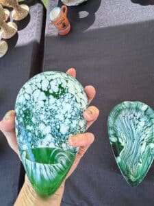 Murano-Style-Art-Glass-Leaf-Ashtrays-second-image