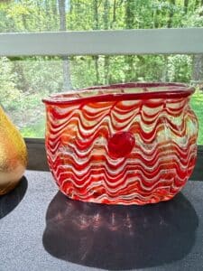 Murano-Style-Art-Glass-Vase-Red-and-White-Swirls-with-Applied-Orb