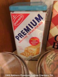 Nabisco-Premium-Saltine-Crackers-Tin