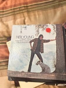 Neil-Young-Harvest-Vinyl-Record-third-image