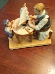 Norman-Rockwell-The-Shipmaker-Figurine