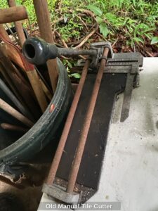 Old-Manual-Tile-Cutter