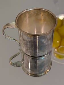 Oneida-Silver-Plated-Childs-Mug-1