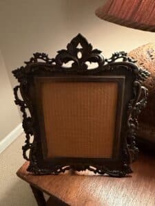 Ornate-Victorian-Style-Cast-Metal-Picture-Frame