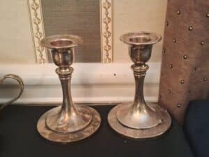 Pair-of-Wm-A-Rogers-Oneida-Ltd-Silver-Plated-Candlesticks