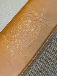 Passport-Genuine-Leather-Garment-Bag-third-image