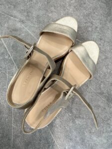 Pelle-Moda-Womens-Gold-Metallic-Cork-Wedge-Sandals-second-image