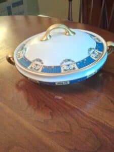Porcelain-Tureen-with-Lid-and-Gold-Tone-Handles-Czechoslovakia