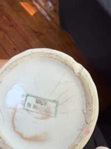 Portuguese-Majolica-Lily-Pad-Vase-second-image