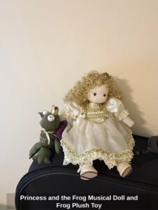 Princess-and-the-Frog-Musical-Doll-and-Frog-Plush-Toy